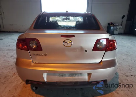 2004 Mazda 3 I z USA, uszkodzony, nr VIN JM1BK32F041200429